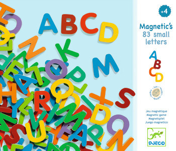 83 petites lettres en bois magnétiques