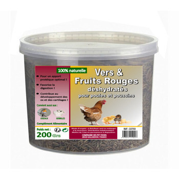 Vers de farine et fruits rouges pour poules et pou