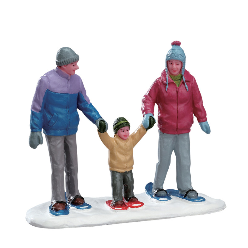 Figurines de Noël : Balade familiale en raquettes